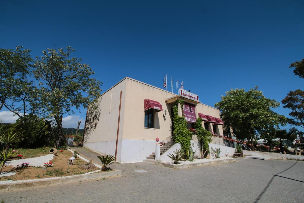 Agriturist Soleluna Hostel Caltagirone Exterior photo